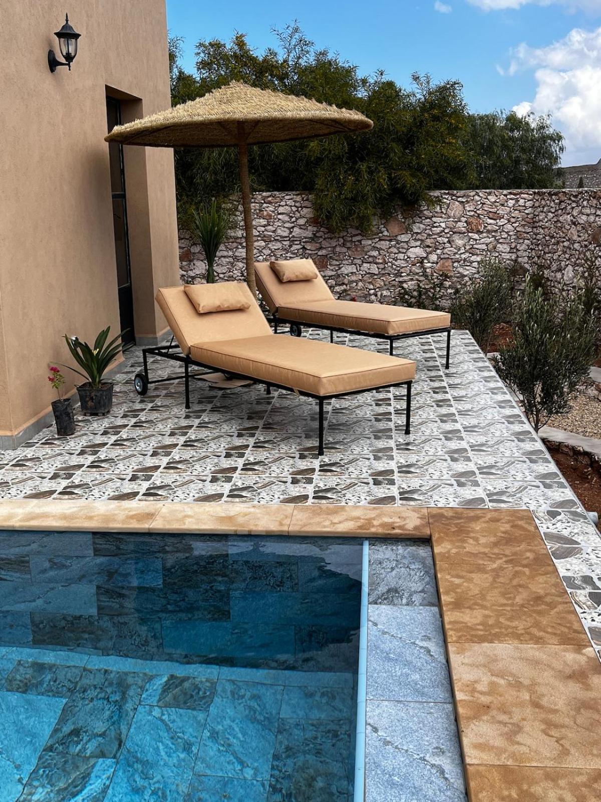 Villa With Pool *